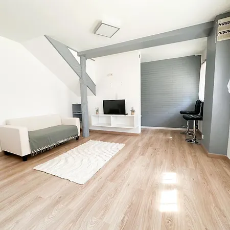 Maison Moderne A Deux Pas Du Centre-ville Hébergement de vacances