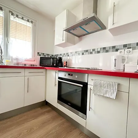 Maison Moderne A Deux Pas Du Centre-ville Hébergement de vacances *